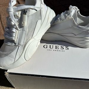 Shoes Guess